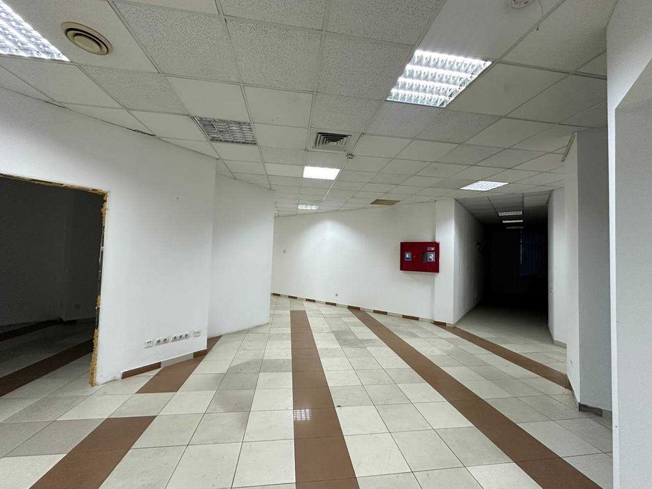 Продаж комерційного приміщення в самому центрі Івано-Франківська.