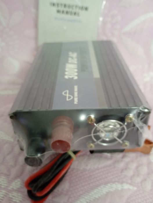 Power inverter 300 w DC - AC