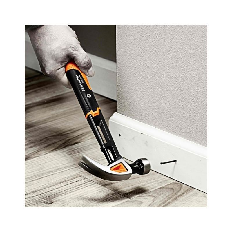 Столярний молоток Fiskars IsoCore M 16oz/13.5″ (1027202)