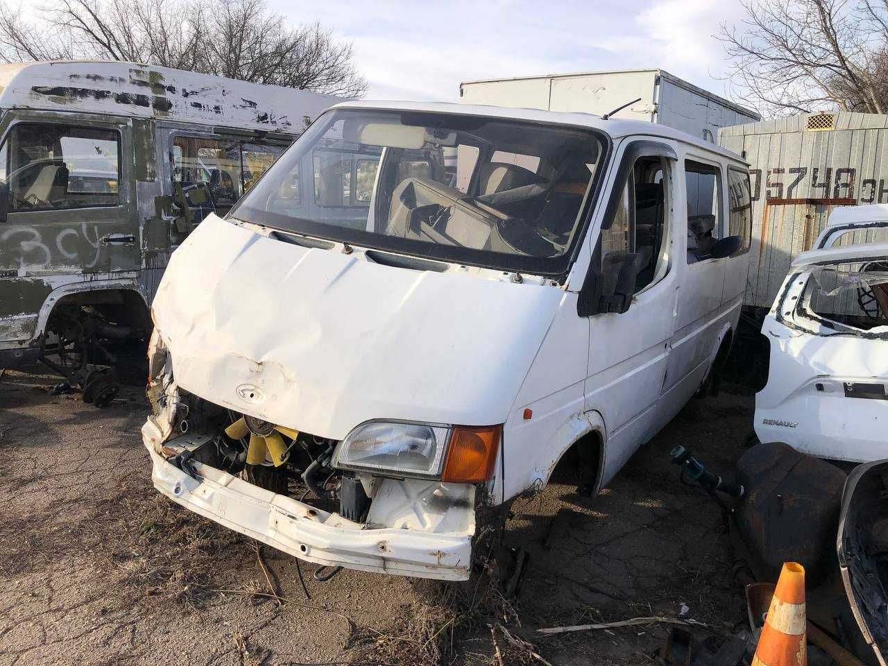 Форд транзит/Ford Transit с 86 по 96 год 2.0 бенз и 2.5 диз - разборка