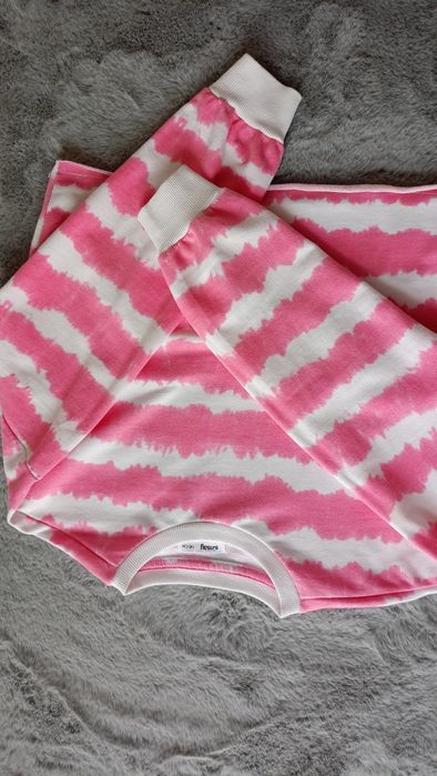 Bluza dziecięca 140cm