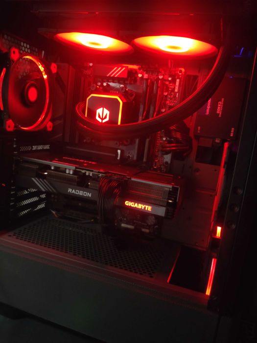 Naprawa / składanie komputerów, czyszczenie konsoli