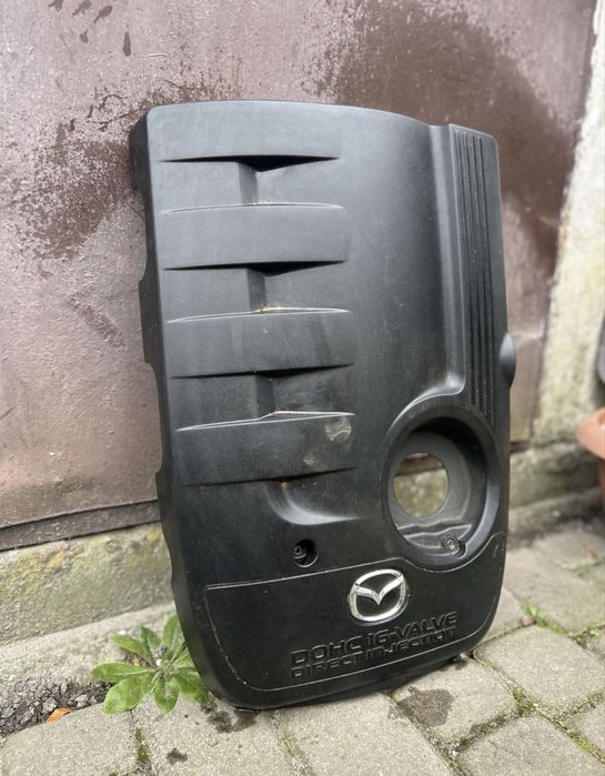 Кришка двигуна Mazda BT-50