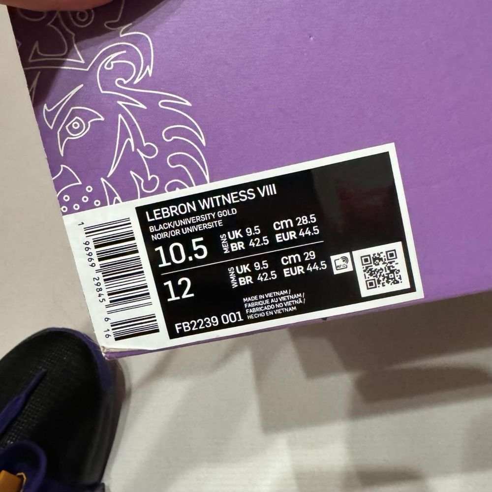Нові кросівки Nike Lebron Witness 8 Kyriel Kobe в розмірах
