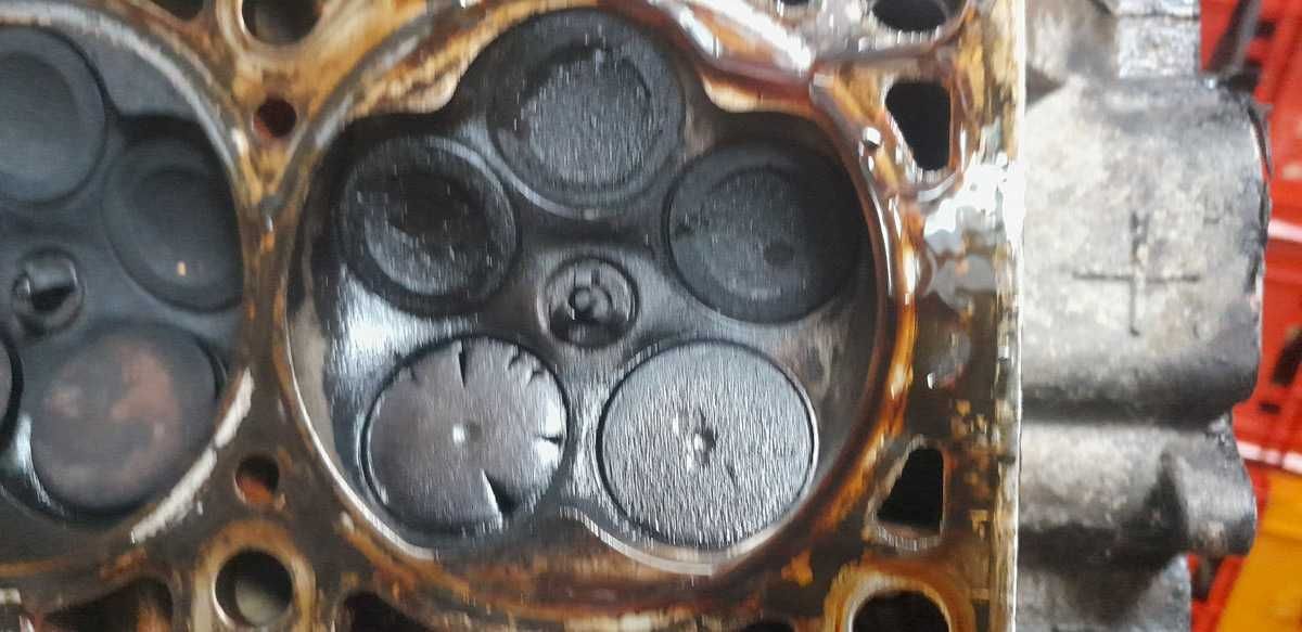 Głowica komplet wałki 1.8 Turbo Vw Passat B5 FL LIFT AWT 06A'103373P