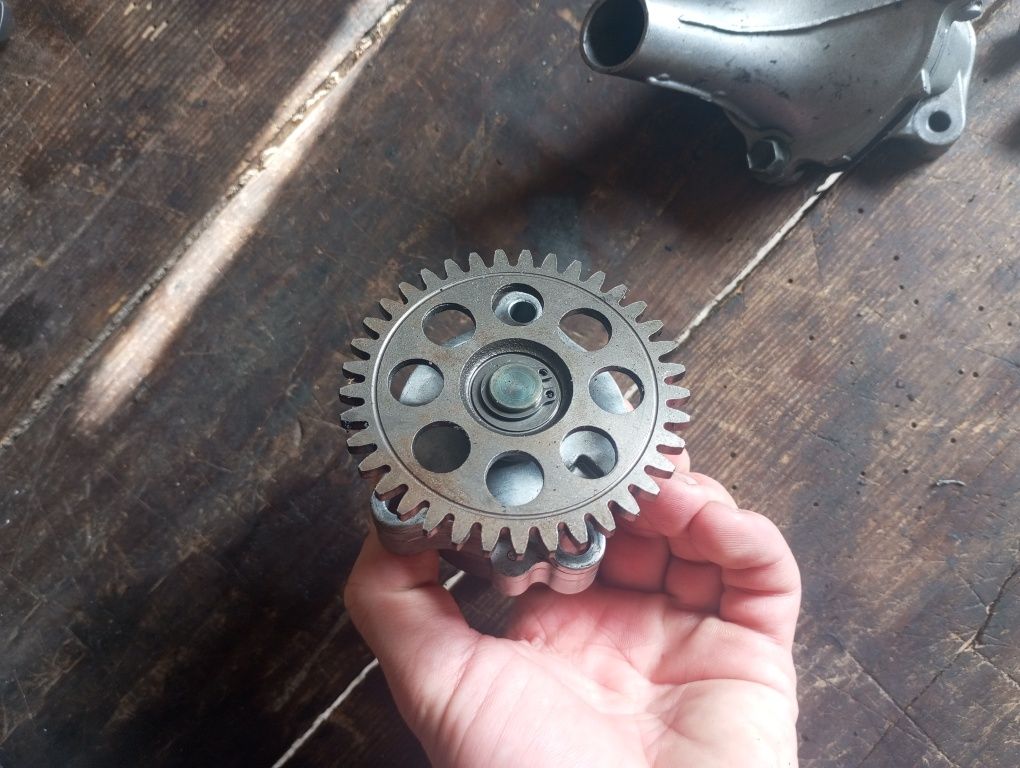 Pompa oleju smok silnika filmik Suzuki GSXR 750 600 srad nr 1.89+1.152