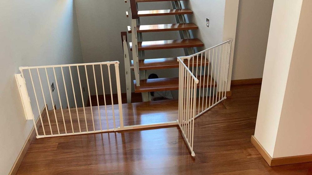 DUAS Barreiras de Segurança BABY DAN Flex M para Porta Branco