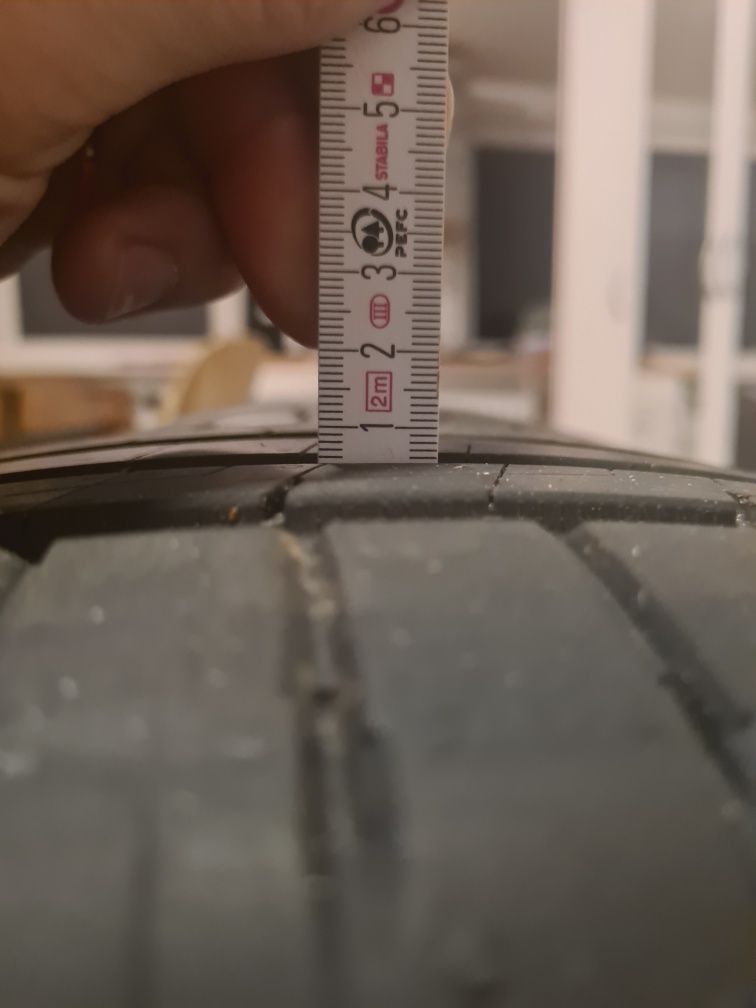 Шини Hankook 215 65 17
