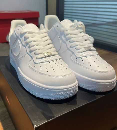 Nowiutkie/Trampki/NIKE/Air/Force/1/Low/Supreme/Biały:45