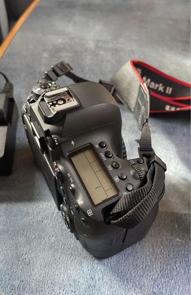 Canon 6D mark II