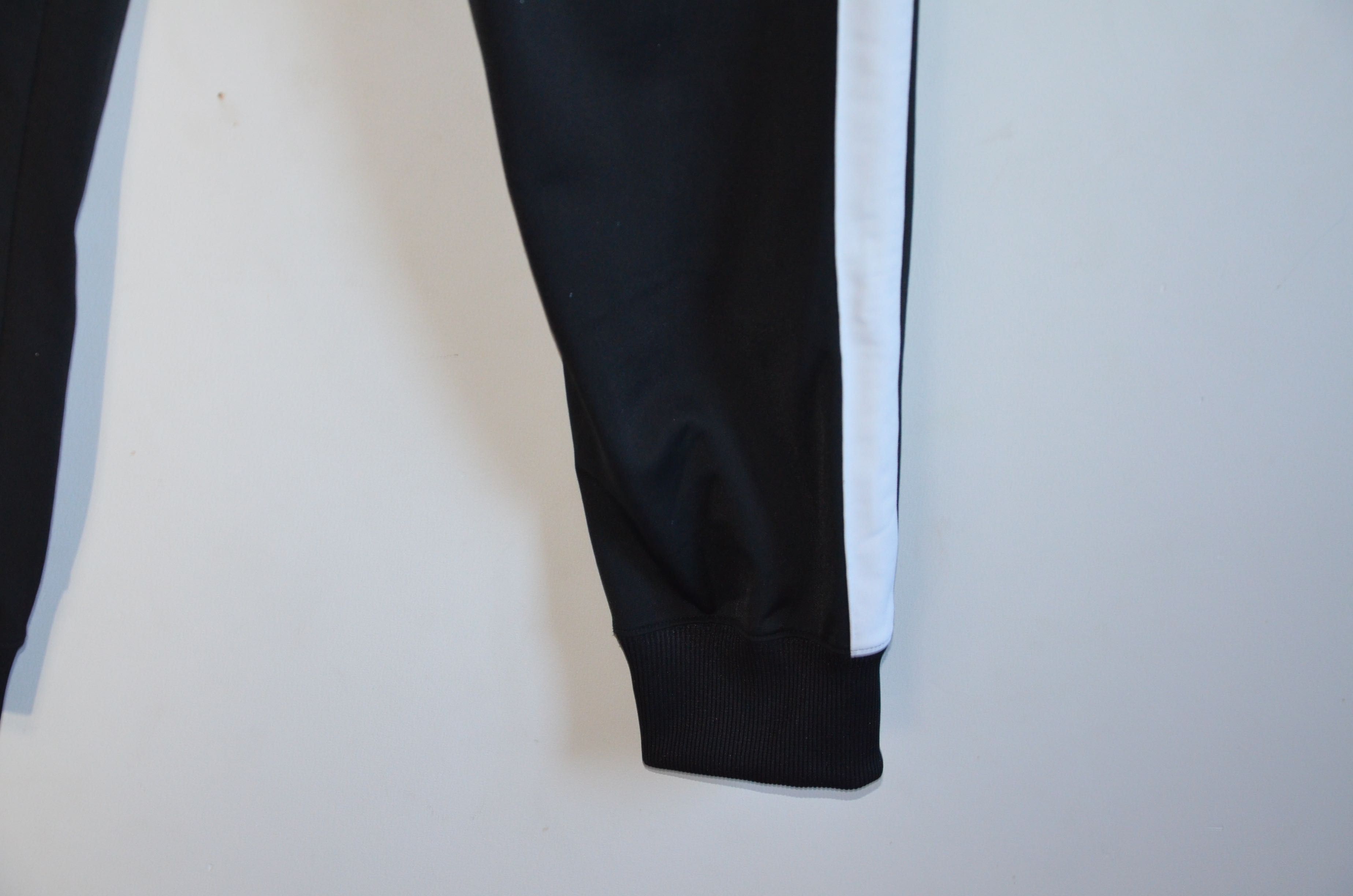 nike spodnie 12-13 lat 146 - 156 cm czarne