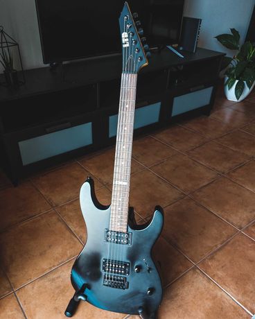 Guitarra ESP LTD M50