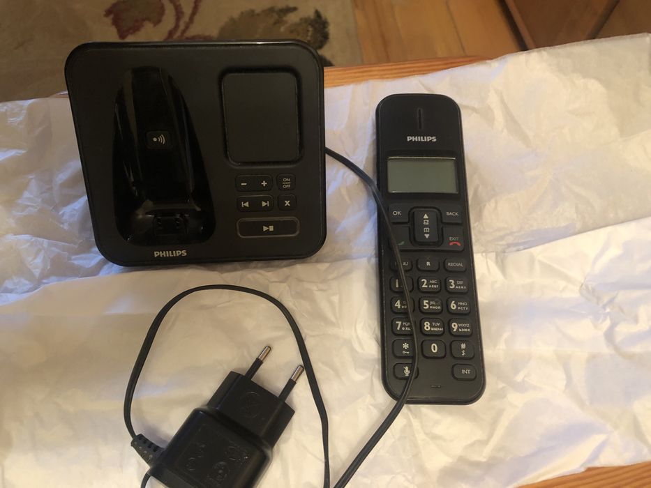 Philps серія 1000 SE1751B