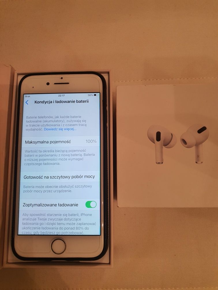 Smartfon 8 64GB sluchawk bezprzewodowe AirPods