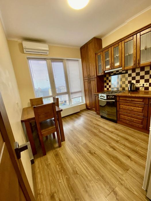 Кришталеві джерела. Голосіївський. Феофанія