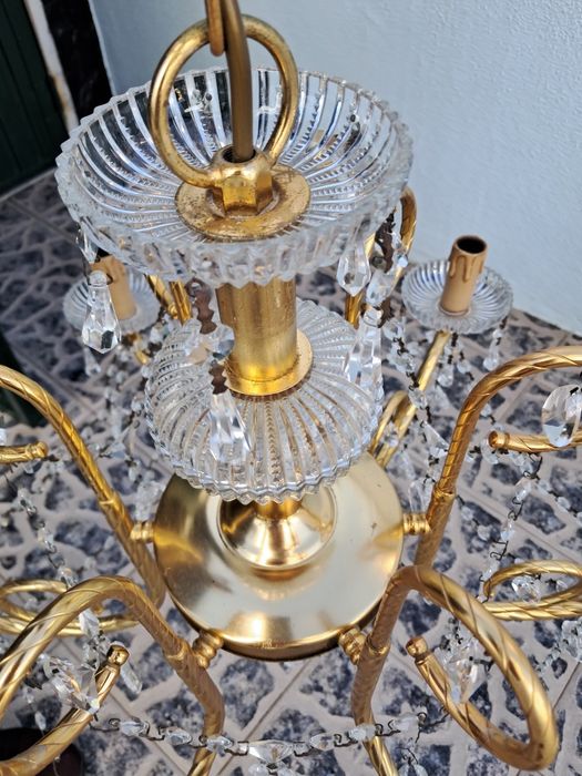 Candeeiro  de tecto  espetacular.