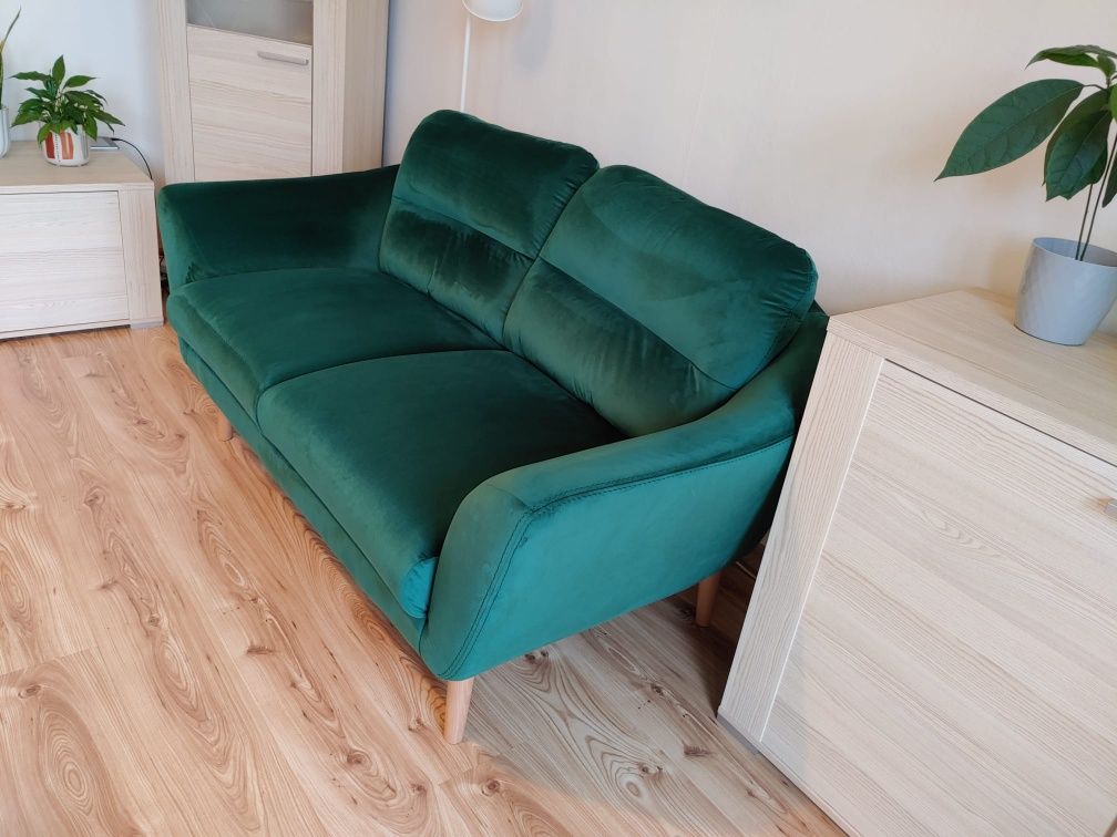 Piękna stylowa Sofa kanapa. Jak nowa. Tkanina Velur, plamoodporna.