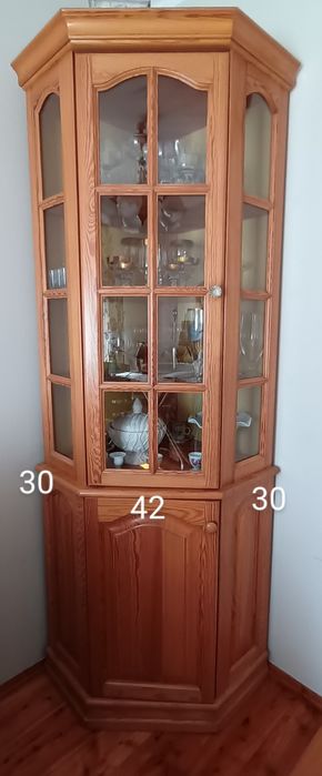Kredens wiitryna narożna drewniana