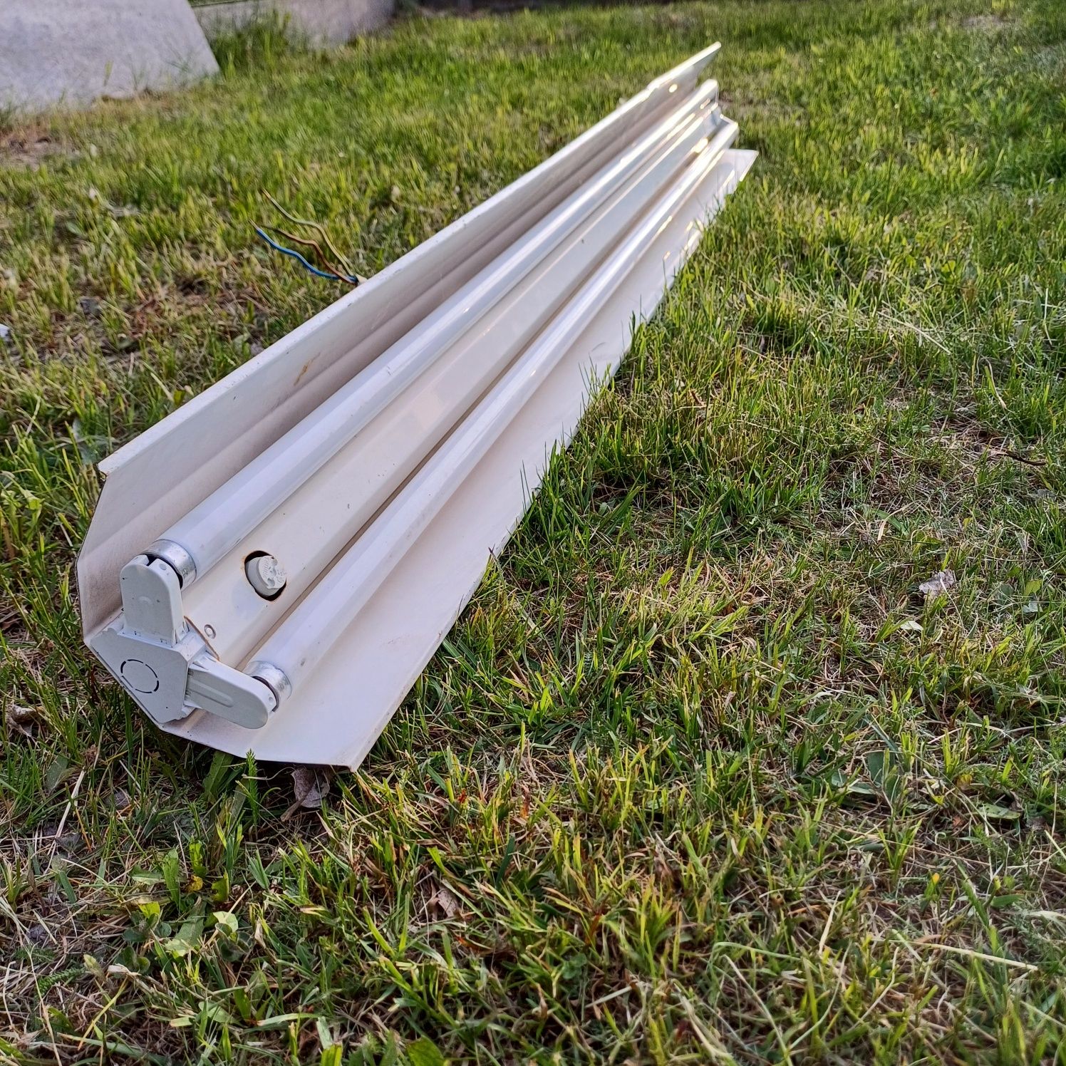 Lampy 2x58 W swietlówkowe