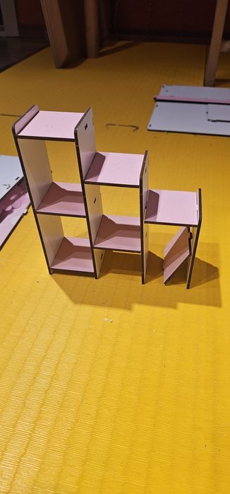 Ляльковий будинок  Nestwood с басейном для Барбі Лол