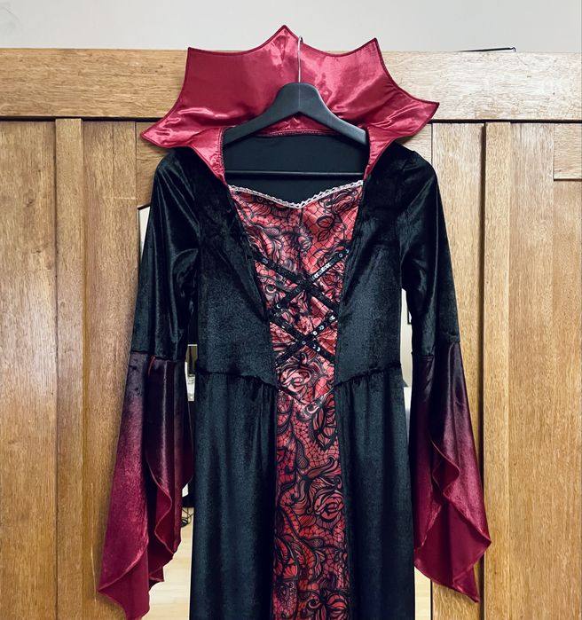 Sukienka Halloween - drakula wampirzyca - r. 158-164