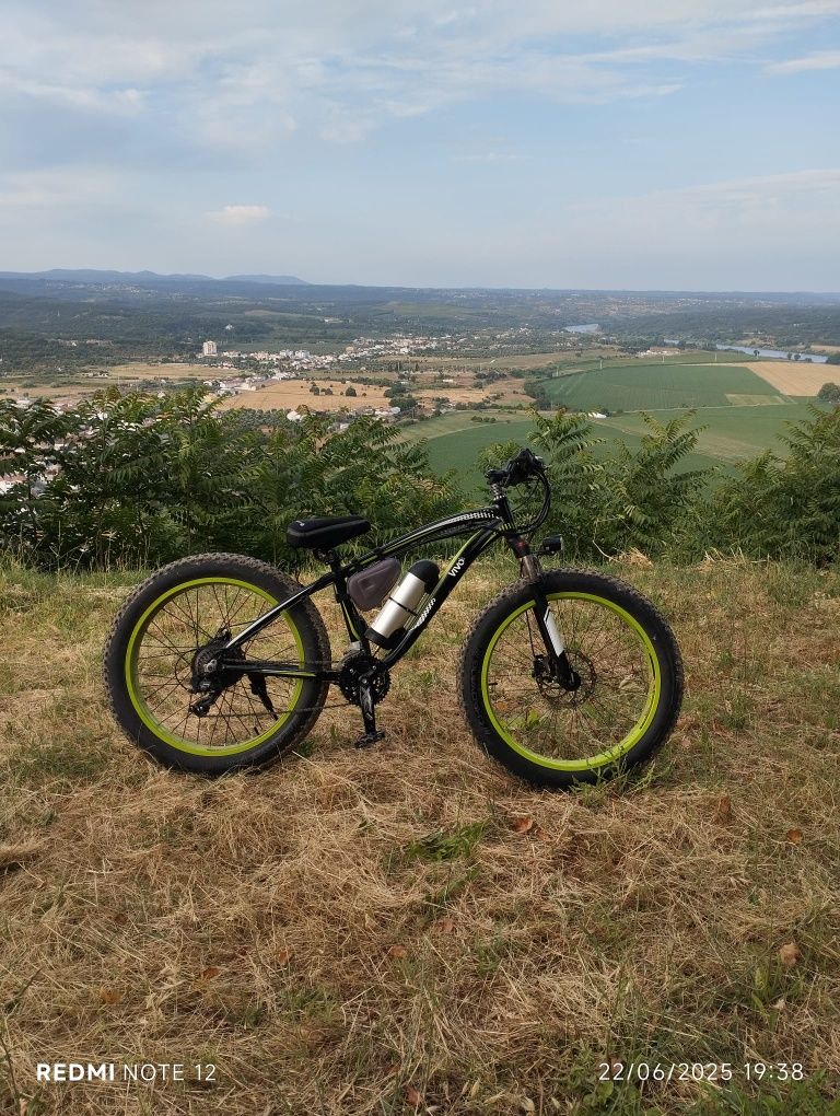 Bicicleta elétrica btt