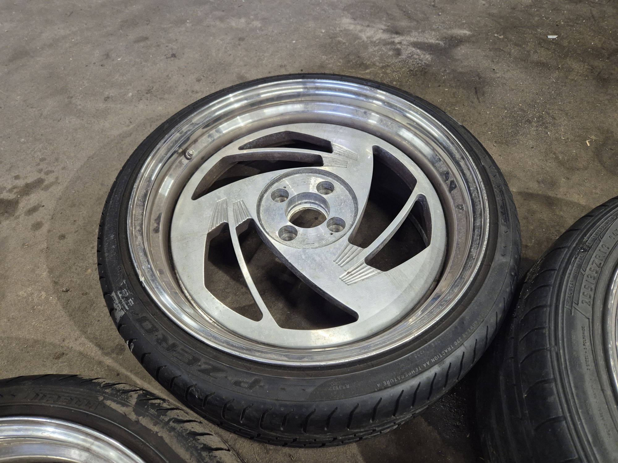 Dynatech Carline 3tlg Radinox Nw1 8.5j/9.5j 19" 4x108 et28 Custom Baza