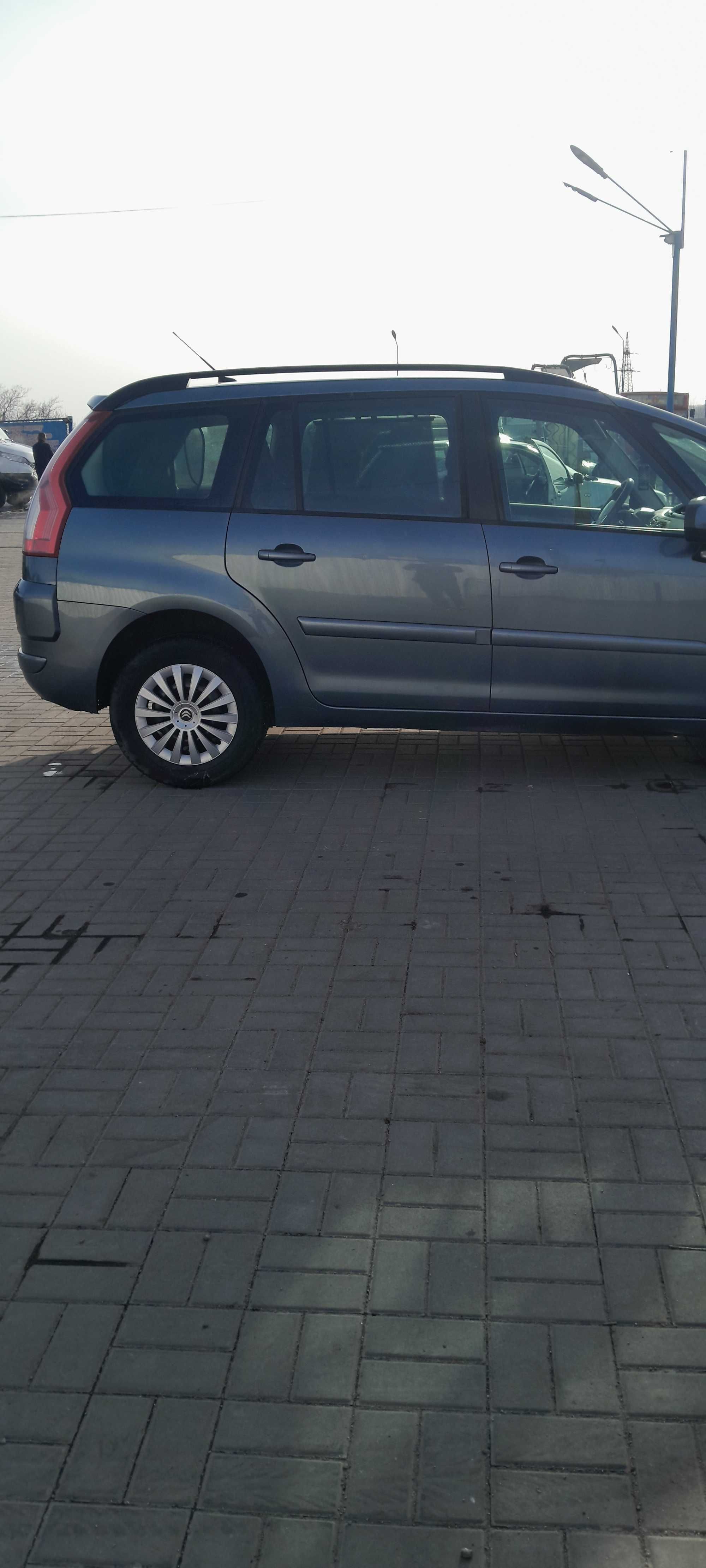 Citroen C4 Grand Picasso 7 мест