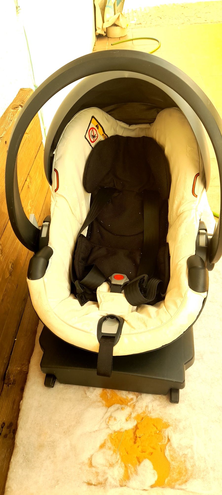 base isofix + babycoque vendo separado