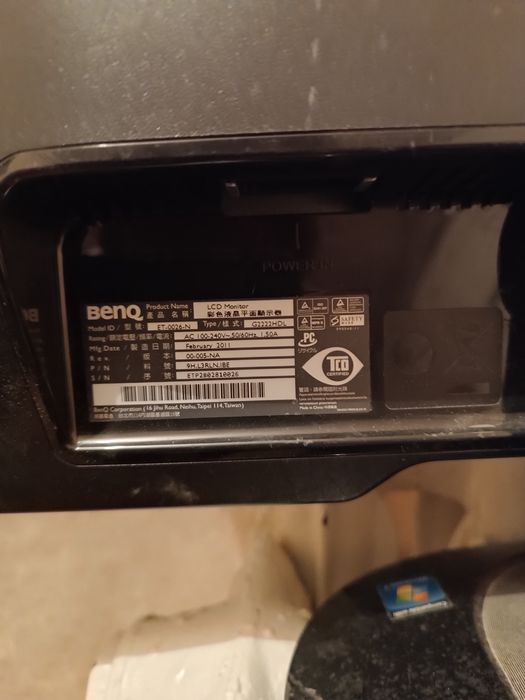 Monitor sprzedam