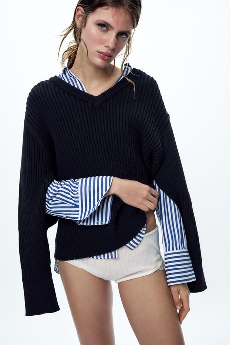 Używany niebieski sweter Zara, rozmiar s-m