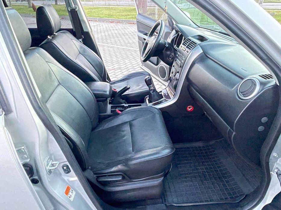 Продам Suzuki Grand Vitara газ бензин повний привід терміново