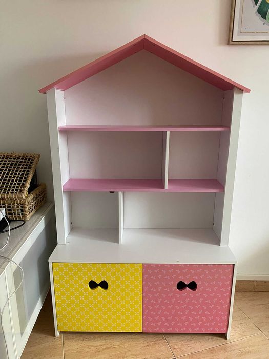 Móvel de arrumação - criança