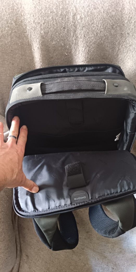 Mochila DICOTA para Laptop