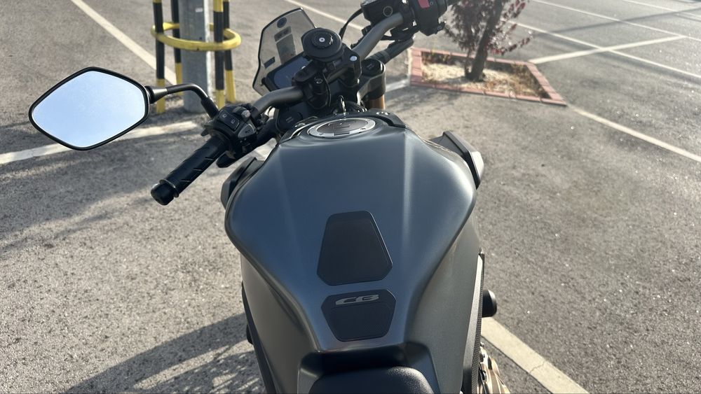Honda CB650R 2023