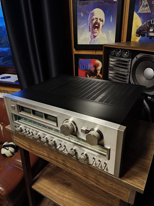 Amplituner SONY STR-V7 Vintage Monster