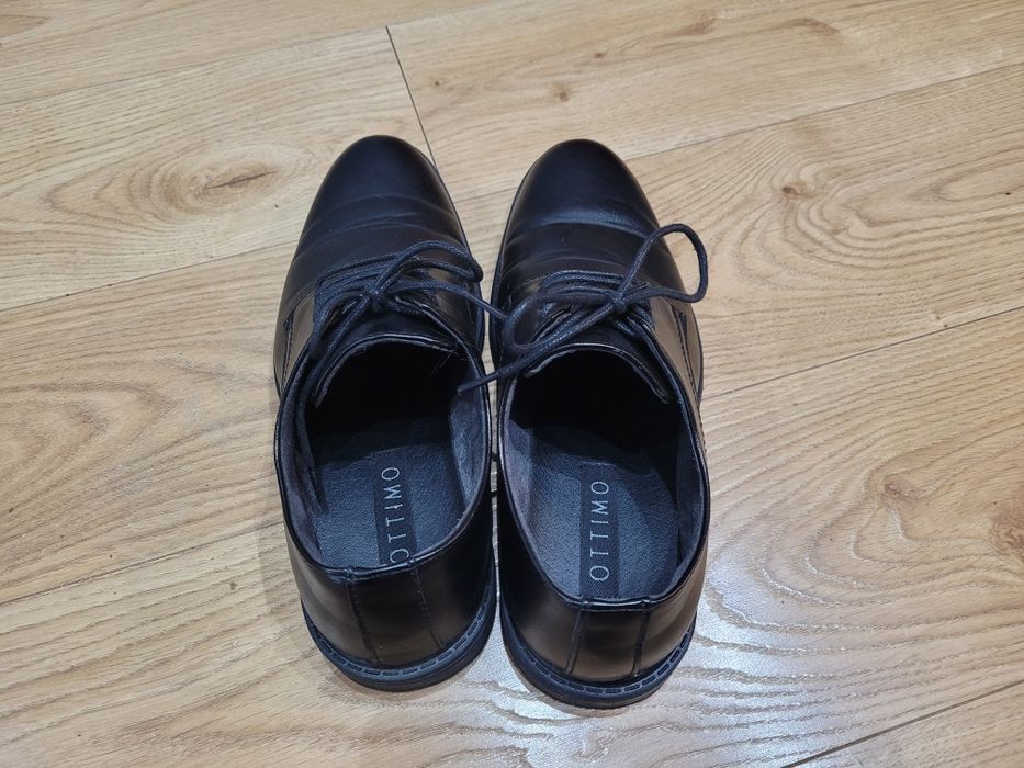 Eleganckie buty chłopięce w rozniarze 38, buty na komunię,bierzmowanie