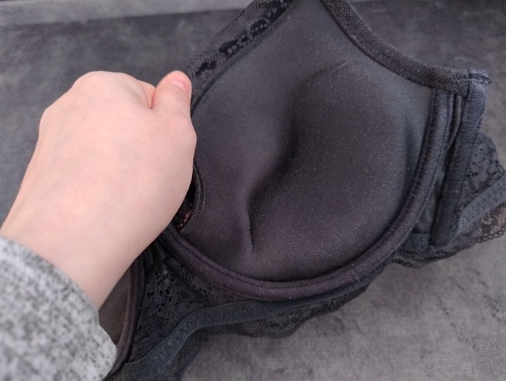 Stanik czarny, gorset, push-up, 75B, bardzo seksowny koronkowy stanik