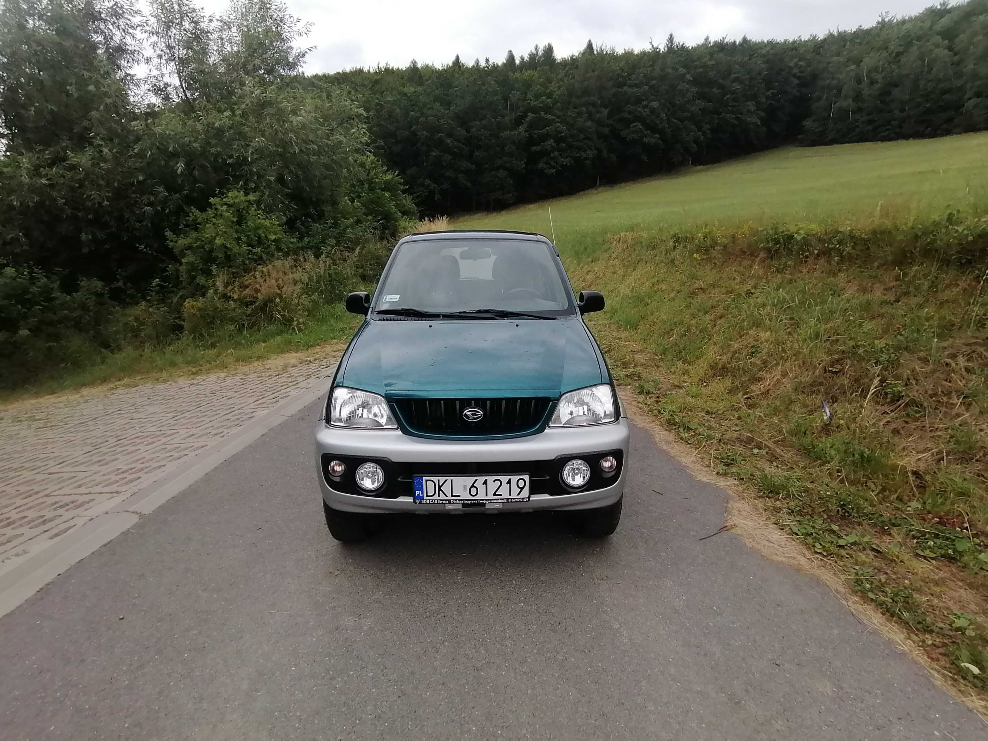 Daihatsu terios 4x4 + blokada 1.3 benzyna 86KM
