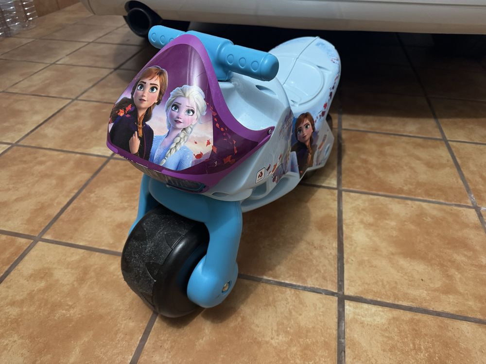 Mota Frozen como nova