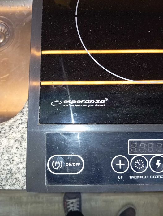 Kuchenka indukcyjna ,bardzo dobry stan