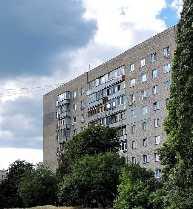 Сдается 3к  8 хлебзавод, Ферганская 31-Б, 1/9, кирпич