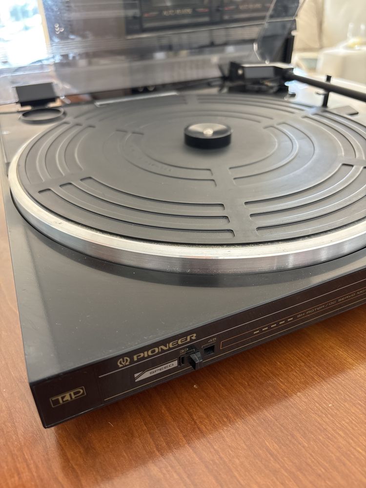 Gira Discos Pioneer vintage (inclui aparelhagem)