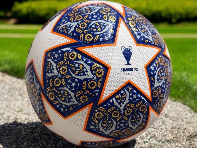 Мяч футбольний розмір 5 термошов