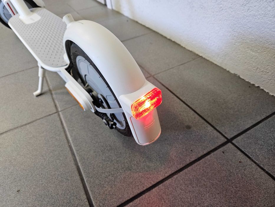 Hulajnoga Elektryczna XIAOMI Electric Scooter 3 Lite - GWARANCJA !!!