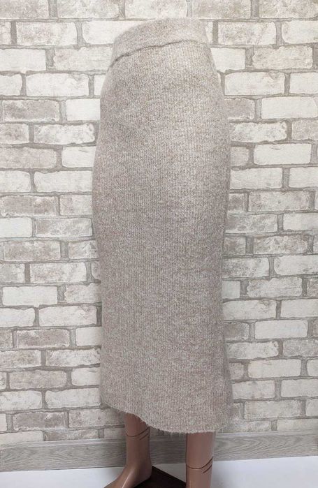 Тепла в'язана спідниця максі від Indie+Moi