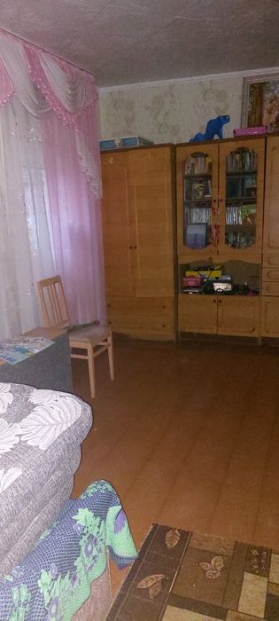 Великий затишний дім для життя, будинок з усіма зручностями