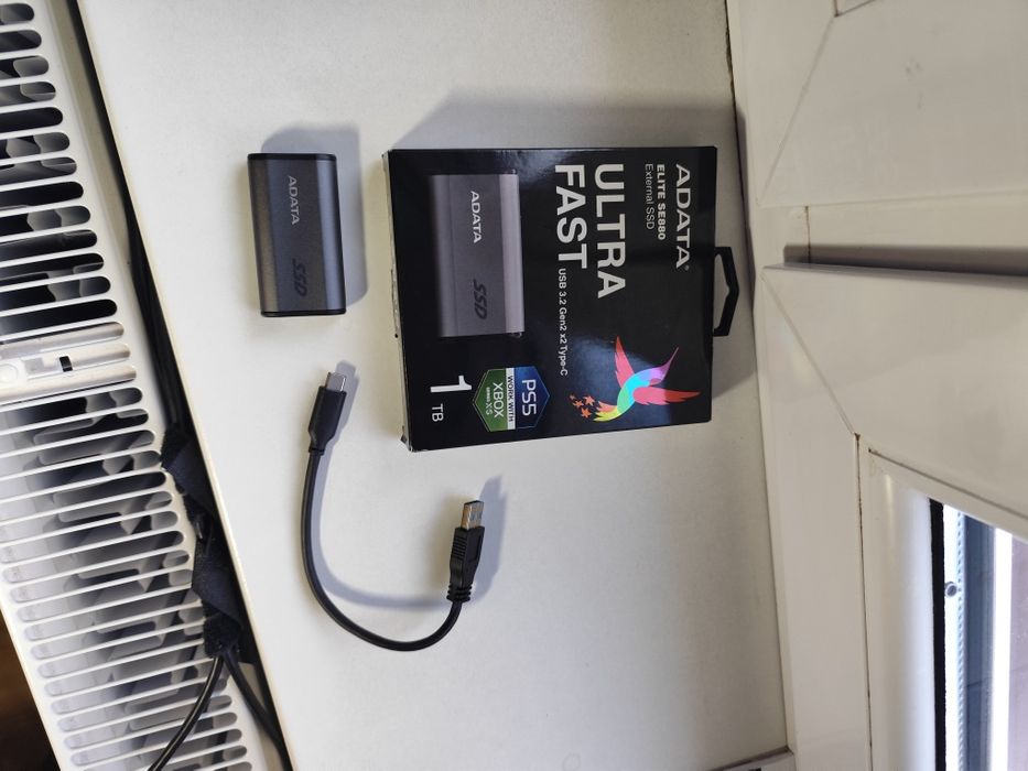 Xbox Series S + Dysk SSD 1TB ADATA – bardzo dobry stan