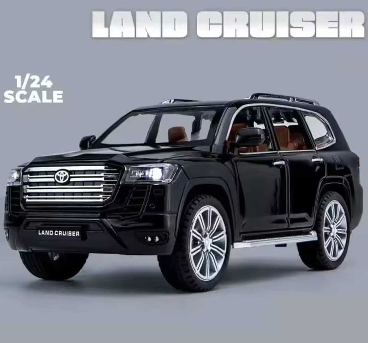 Модель Tayota Land Cruiser LC300 премиум класса 1:24 литая металл