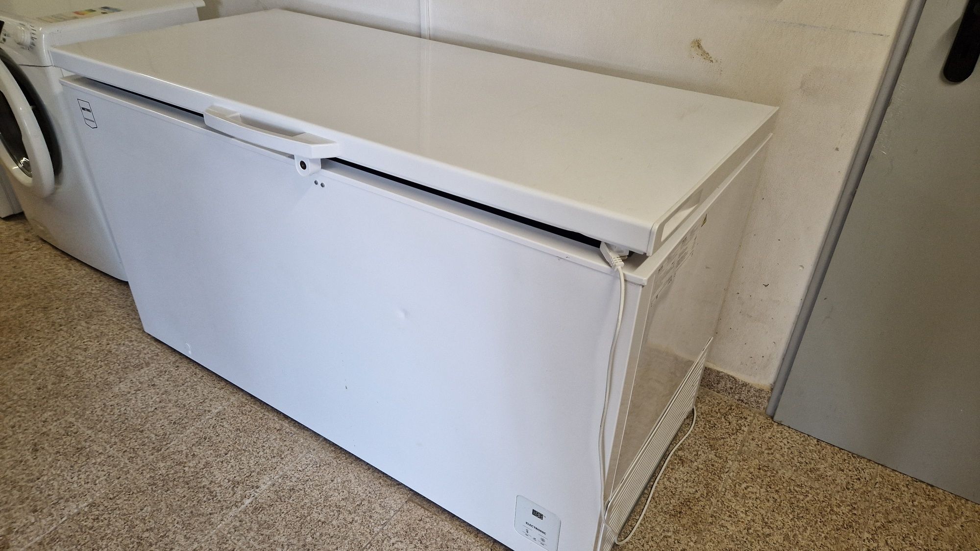 Arca horizontal geli